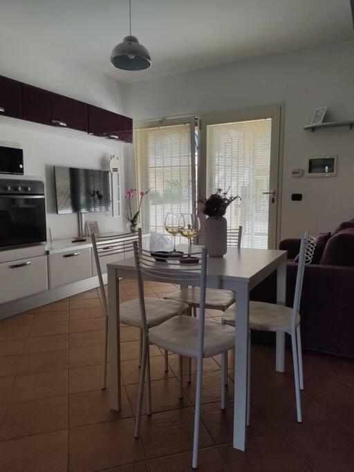 Appartamento Ross House Fiumicino Esterno foto